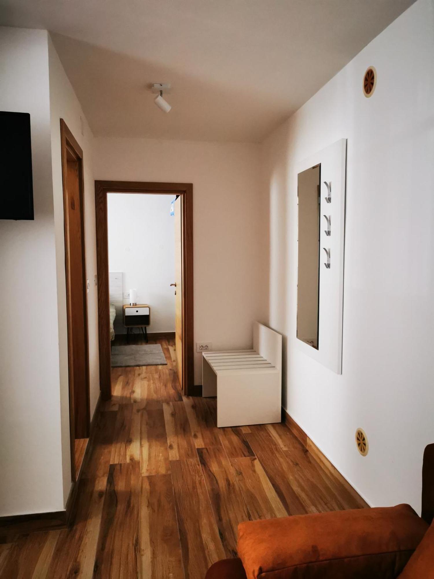Lux Apartments In Downtown PUY Exterior foto