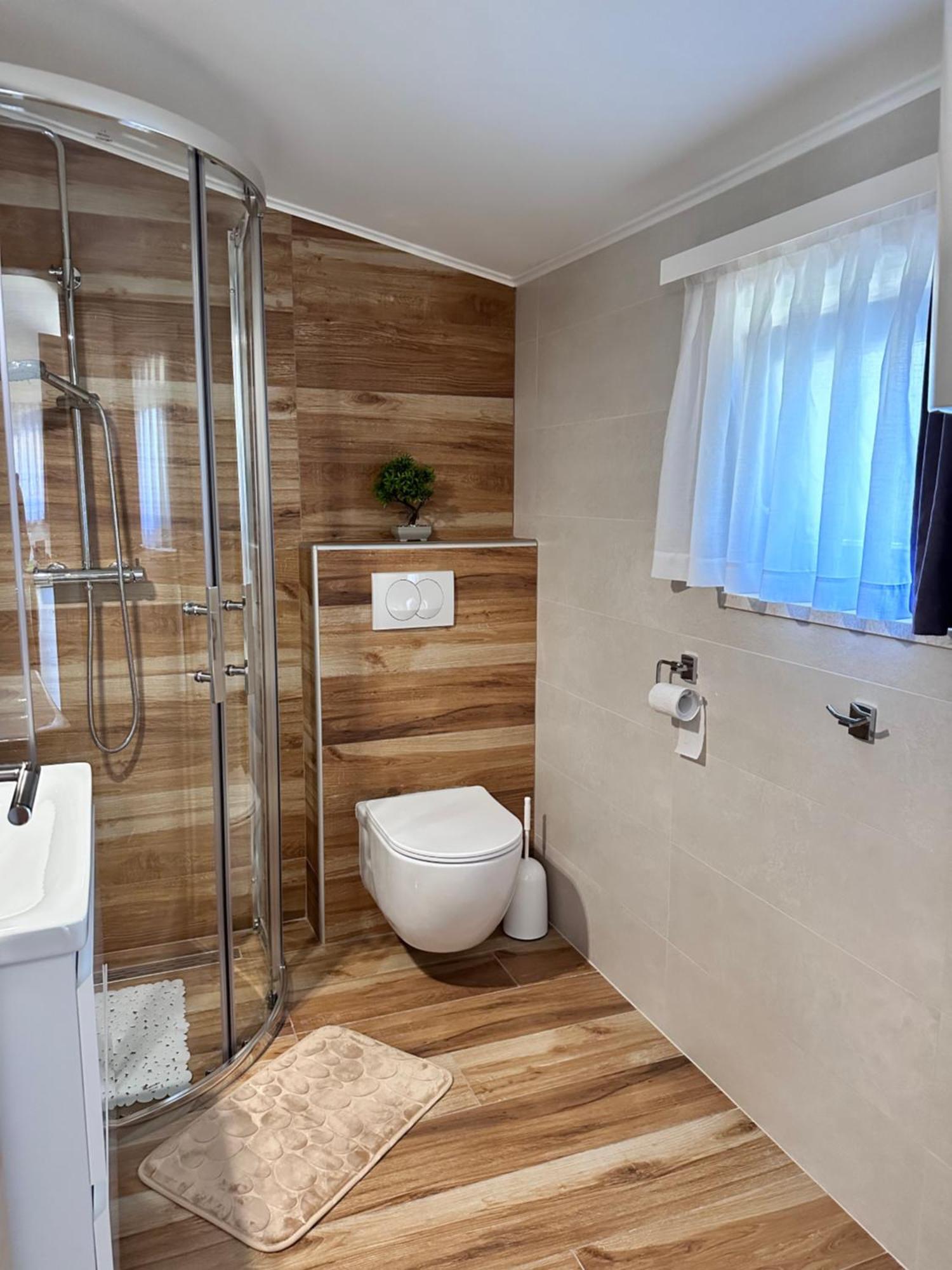Lux Apartments In Downtown PUY Exterior foto