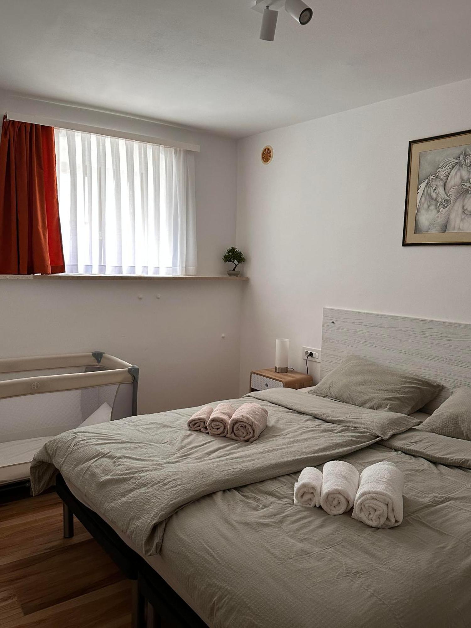Lux Apartments In Downtown PUY Exterior foto